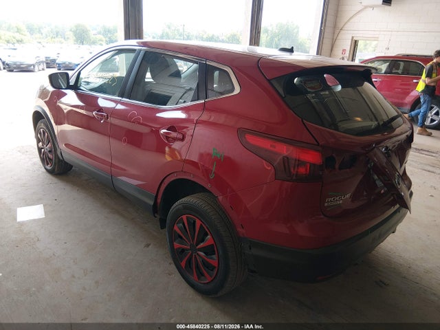 45840225 :رقم المزاد ، JN1BJ1CR1JW267431 vin ، 2018 Nissan Rogue Sport S مزاد بيع