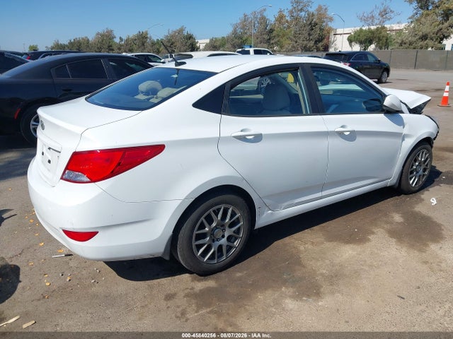 Hyundai ACCENT SE 2017 KMHCT4AE9HU343203 Image 4