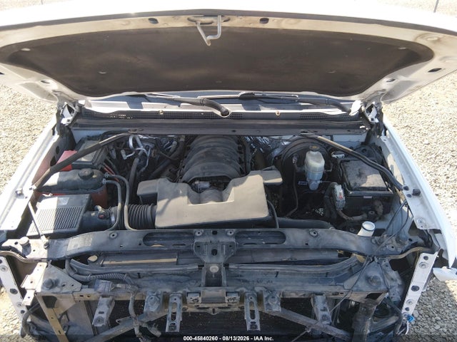 45840260 :رقم المزاد ، 1GNSKHKC9JR248745 vin ، 2018 Chevrolet Suburban Lt مزاد بيع