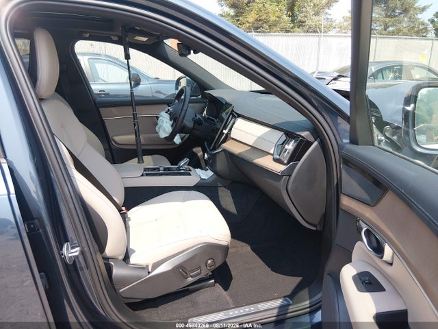 45840269 :رقم المزاد ، YV4062PE0T1478085 vin ، 2026 Volvo Xc90 Plus, B6 Awd Gas (mild Hybrid), Gasoline, Bright, 7 Seats مزاد بيع