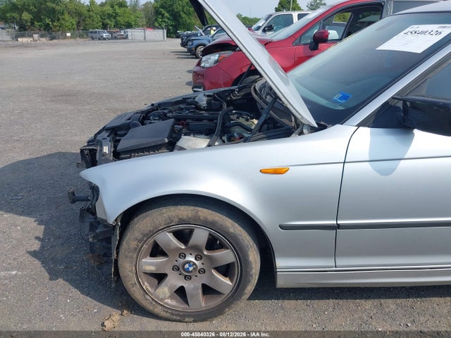 Продажа на аукционе авто 2005 Bmw 325i, vin: WBAET37445NJ86219, номер лота: 45840326