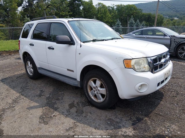 45840385 :رقم المزاد ، 1FMCU93118KC68335 vin ، 2008 Ford Escape Xlt مزاد بيع