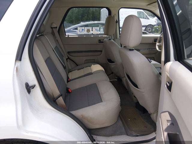 45840385 :رقم المزاد ، 1FMCU93118KC68335 vin ، 2008 Ford Escape Xlt مزاد بيع