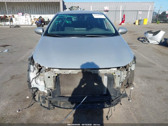 5YFEPRAE5LP031481 Toyota COROLLA LE