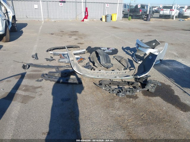 5YFEPRAE5LP031481 Toyota COROLLA LE