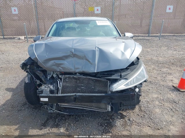 Hyundai ELANTRA SE 2019 5NPD74LF5KH452228 Image 12