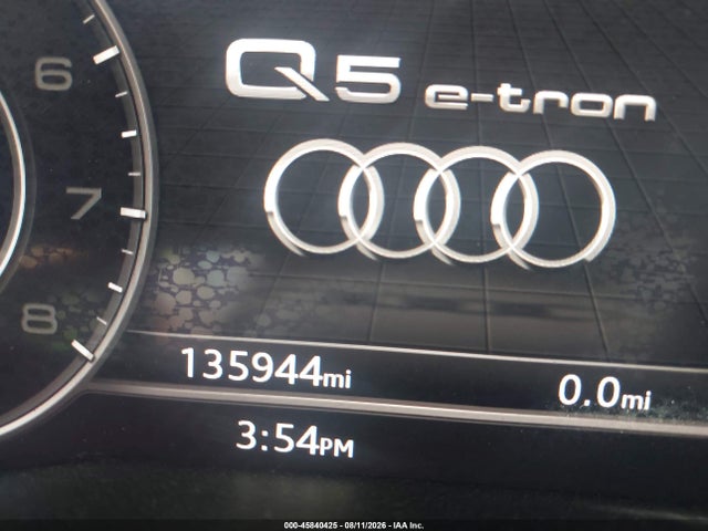 WA1ANAFY2J2139359 Audi Q5 2.0t Premium/2.0t Tech Premium