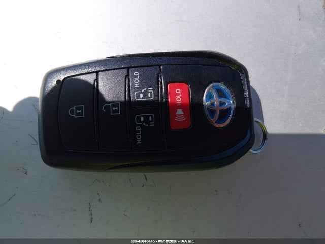 Toyota SIENNA LE 2022 5TDKRKEC6NS123982 Image 11