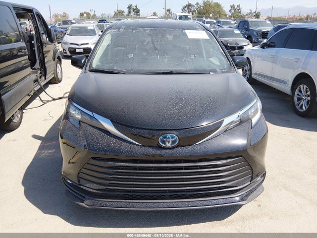 Toyota SIENNA LE 2022 5TDKRKEC6NS123982 Image 6