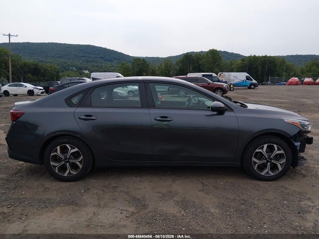 Продажа на аукционе авто 2020 Kia Forte Lxs, vin: 3KPF24AD5LE173778, номер лота: 45840456