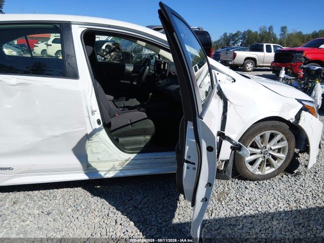 JTDBDMHE9R3008453 Toyota Corolla Hybrid Le