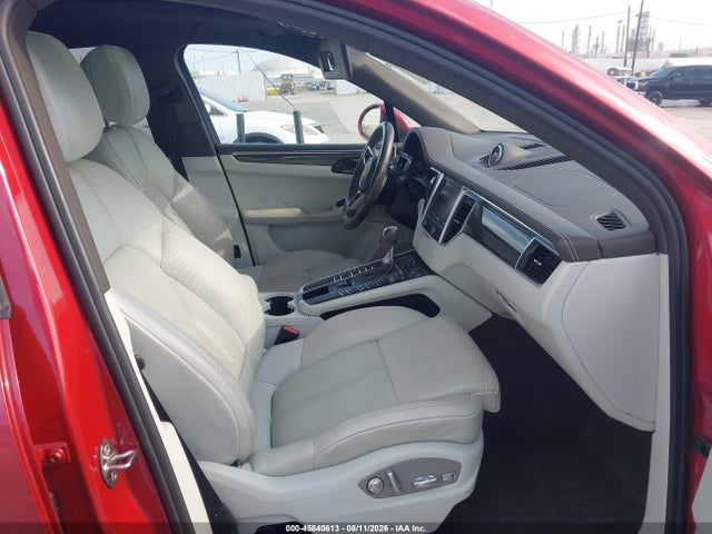 45840613 :رقم المزاد ، WP1AB2A52GLB43981 vin ، 2016 Porsche Macan S مزاد بيع
