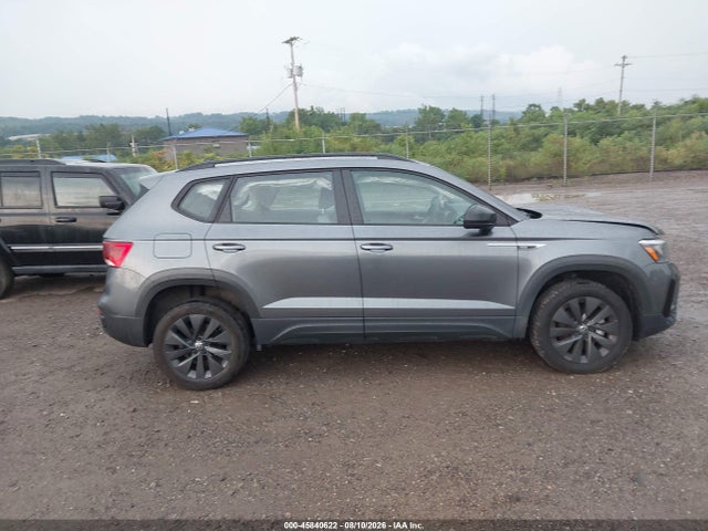 2024 Volkswagen Taos 1.5t S მანქანა იყიდება აუქციონზე, vin: 3VV5X7B2XRM106055, აუქციონის ნომერი: 45840622