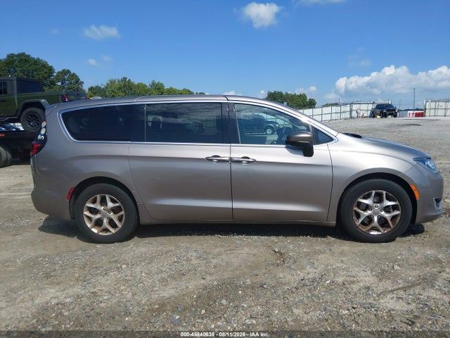 Aukcja sprzedaży 2017 Chrysler Pacifica Touring Plus, vin: 2C4RC1BG0HR795969, numer aukcji: 45840638