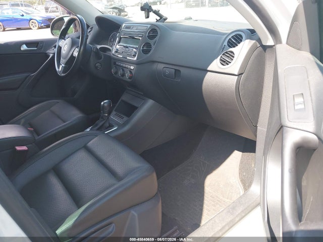 Продажа на аукционе авто 2014 Volkswagen Tiguan Se, vin: WVGBV3AX7EW614602, номер лота: 45840659
