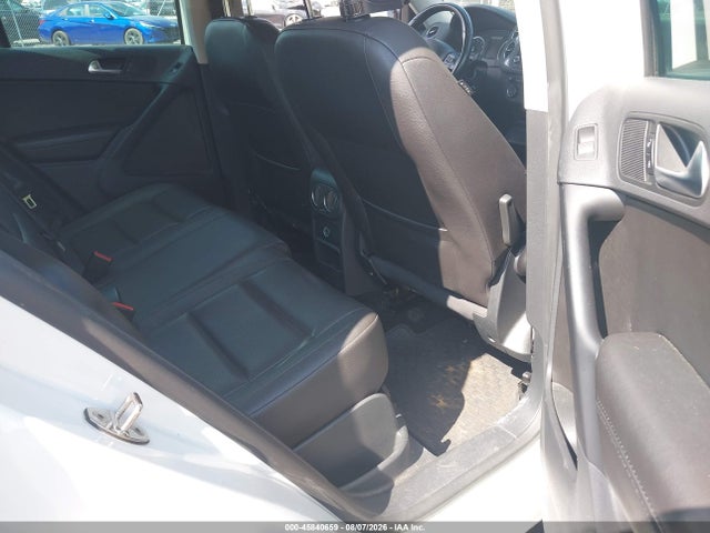 Продажа на аукционе авто 2014 Volkswagen Tiguan Se, vin: WVGBV3AX7EW614602, номер лота: 45840659