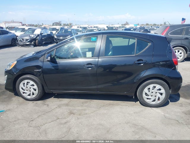 Toyota Prius C One 2016 JTDKDTB35G1129927 Image 15