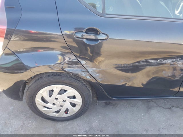 Toyota Prius C One 2016 JTDKDTB35G1129927 Image 12