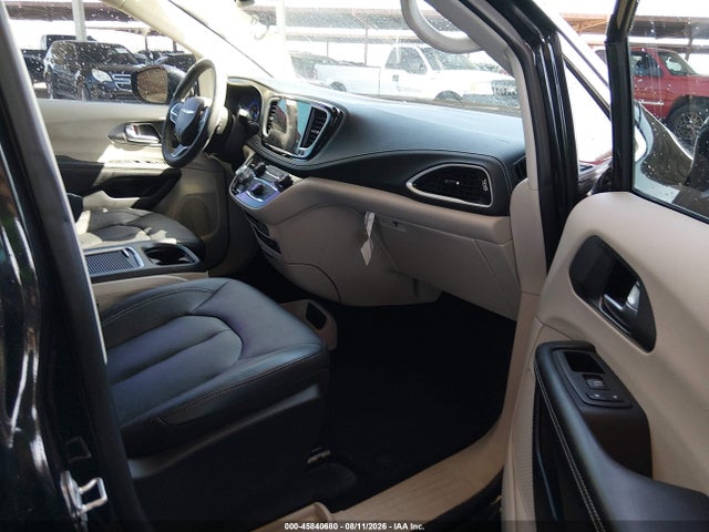 45840680 :رقم المزاد ، 2C4RC1BG0NR146376 vin ، 2022 Chrysler Pacifica Touring L مزاد بيع