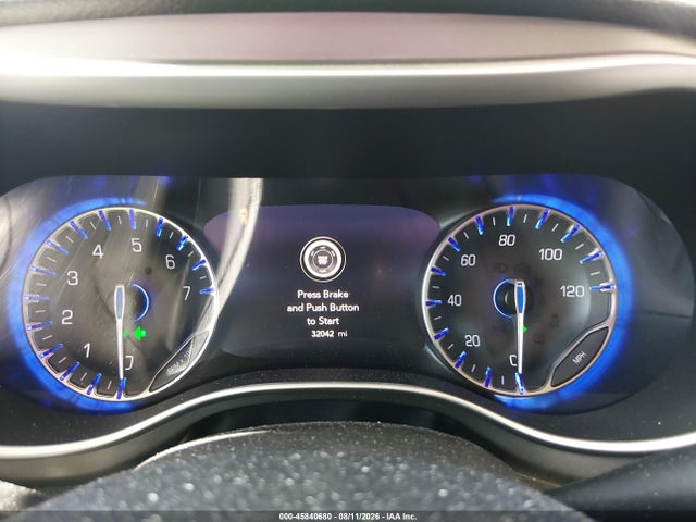 45840680 :رقم المزاد ، 2C4RC1BG0NR146376 vin ، 2022 Chrysler Pacifica Touring L مزاد بيع