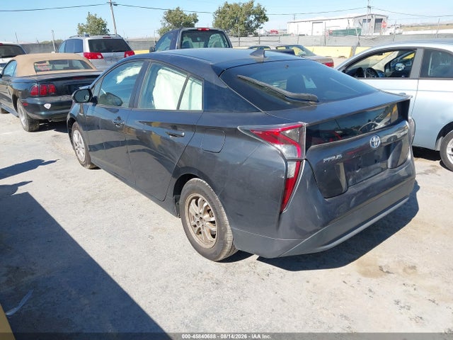 Toyota Prius Two 2017 JTDKBRFU8H3031279 Image 3