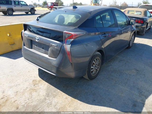 Toyota Prius Two 2017 JTDKBRFU8H3031279 Image 4
