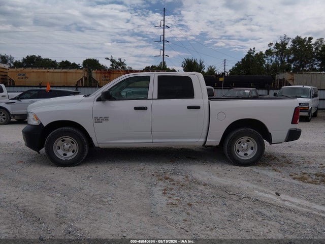 45840694 :رقم المزاد ، 1C6RR7KG9MS559192 vin ، 2021 Ram 1500 Classic Tradesman  4x4 5'7 Box مزاد بيع