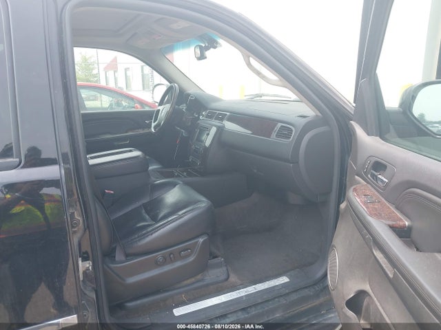 Продажа на аукционе авто 2009 Gmc Yukon Xl 1500 Denali, vin: 1GKFK162X9J102095, номер лота: 45840726