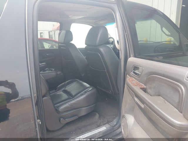 Продажа на аукционе авто 2009 Gmc Yukon Xl 1500 Denali, vin: 1GKFK162X9J102095, номер лота: 45840726