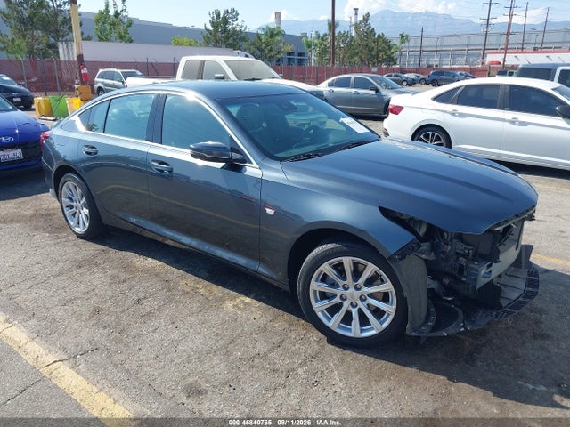 45840765 :رقم المزاد ، 1G6DM5RK7N0136126 vin ، 2022 Cadillac Ct5 Luxury مزاد بيع