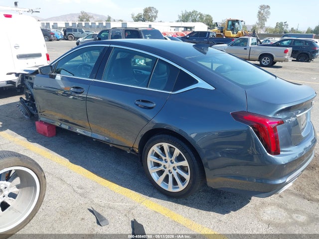45840765 :رقم المزاد ، 1G6DM5RK7N0136126 vin ، 2022 Cadillac Ct5 Luxury مزاد بيع
