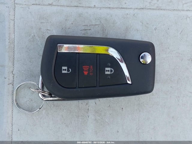 Toyota RAV4 LE 2023 JTMG1RFV0PD098310 Image 11