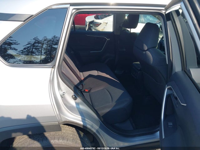 Toyota RAV4 LE 2023 JTMG1RFV0PD098310 Image 19