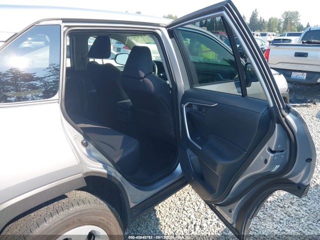 Toyota RAV4 LE 2023 JTMG1RFV0PD098310 Image 8