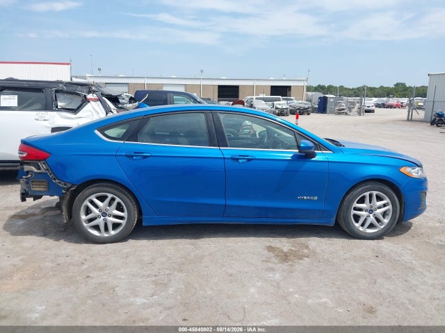 45840802 :رقم المزاد ، 3FA6P0LU7KR187539 vin ، 2019 Ford Fusion Hybrid Se مزاد بيع