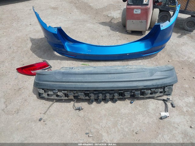 45840802 :رقم المزاد ، 3FA6P0LU7KR187539 vin ، 2019 Ford Fusion Hybrid Se مزاد بيع