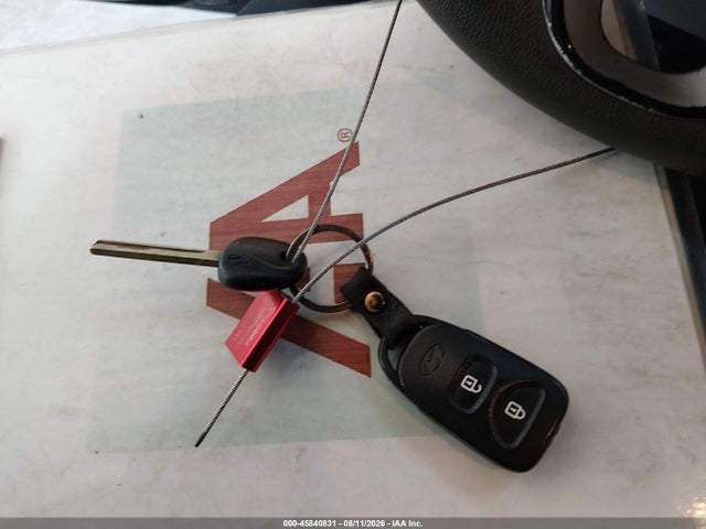 Продажа на аукционе авто 2013 Hyundai Accent Gls, vin: KMHCU4AE2DU420825, номер лота: 45840831