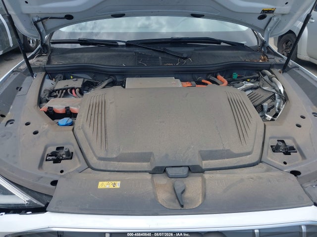 Audi E-tron Premium Quattro 2022 WA1AAAGE8NB025677 Image 10