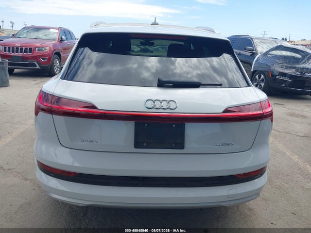 Audi E-tron Premium Quattro 2022 WA1AAAGE8NB025677 Image 16