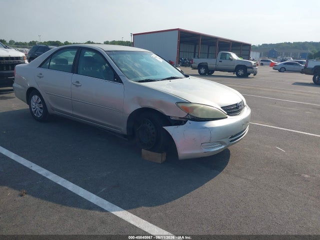 2002 Toyota Camry Le მანქანა იყიდება აუქციონზე, vin: 4T1BE32K62U063847, აუქციონის ნომერი: 45840867