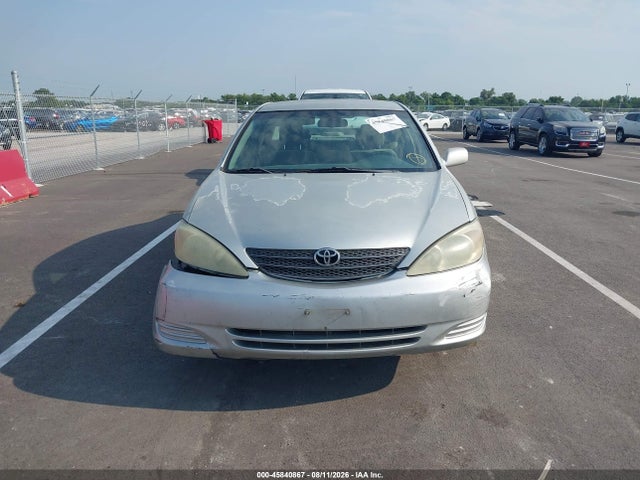 2002 Toyota Camry Le მანქანა იყიდება აუქციონზე, vin: 4T1BE32K62U063847, აუქციონის ნომერი: 45840867