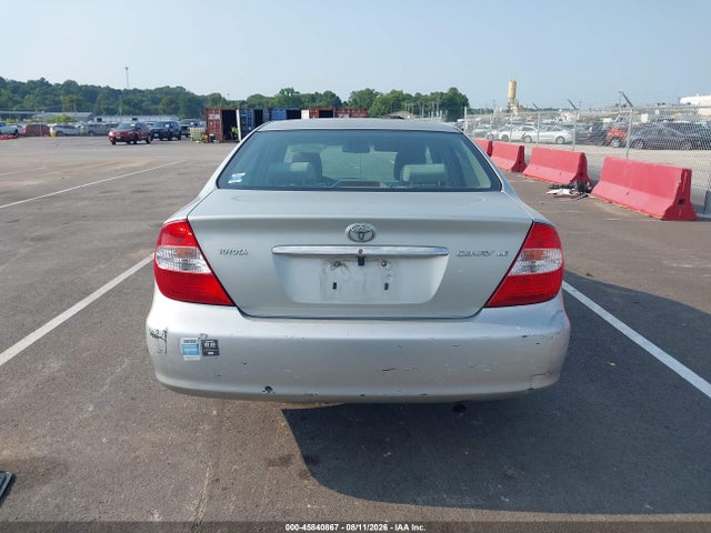 2002 Toyota Camry Le მანქანა იყიდება აუქციონზე, vin: 4T1BE32K62U063847, აუქციონის ნომერი: 45840867