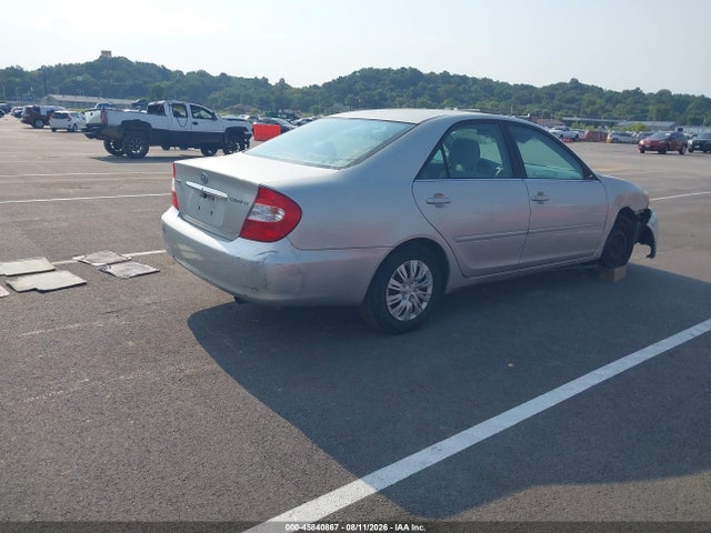 2002 Toyota Camry Le მანქანა იყიდება აუქციონზე, vin: 4T1BE32K62U063847, აუქციონის ნომერი: 45840867
