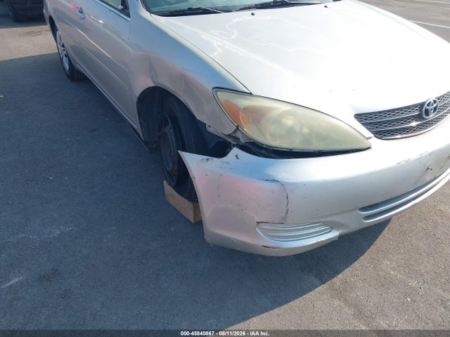 2002 Toyota Camry Le მანქანა იყიდება აუქციონზე, vin: 4T1BE32K62U063847, აუქციონის ნომერი: 45840867