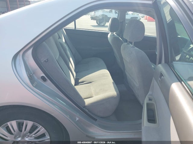 2002 Toyota Camry Le მანქანა იყიდება აუქციონზე, vin: 4T1BE32K62U063847, აუქციონის ნომერი: 45840867