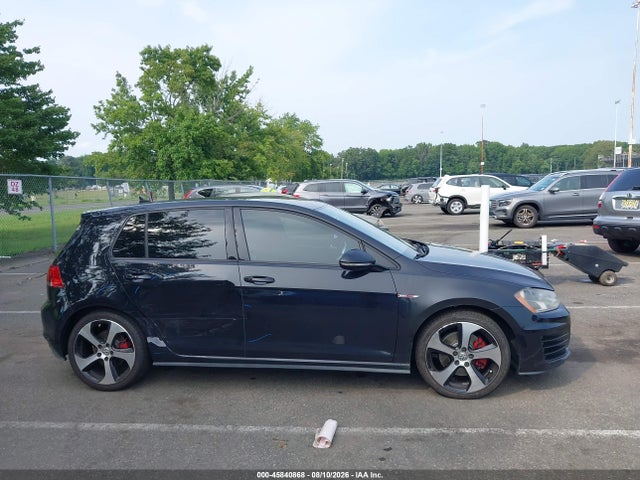 2015 Volkswagen Golf Gti 2.0t S 4-door მანქანა იყიდება აუქციონზე, vin: 3VW4T7AU0FM007889, აუქციონის ნომერი: 45840868