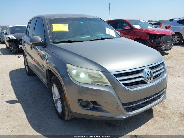 45840926 :رقم المزاد ، WVGAV7AXXBW542485 vin ، 2011 Volkswagen Tiguan S مزاد بيع
