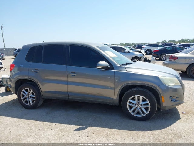 45840926 :رقم المزاد ، WVGAV7AXXBW542485 vin ، 2011 Volkswagen Tiguan S مزاد بيع
