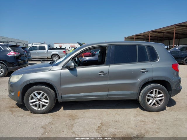 45840926 :رقم المزاد ، WVGAV7AXXBW542485 vin ، 2011 Volkswagen Tiguan S مزاد بيع