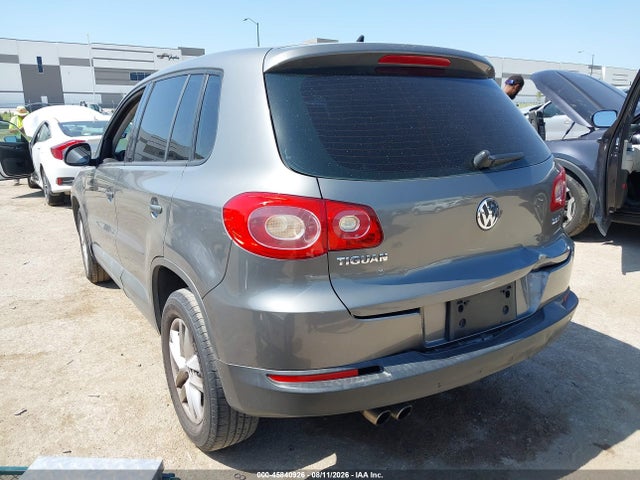 45840926 :رقم المزاد ، WVGAV7AXXBW542485 vin ، 2011 Volkswagen Tiguan S مزاد بيع